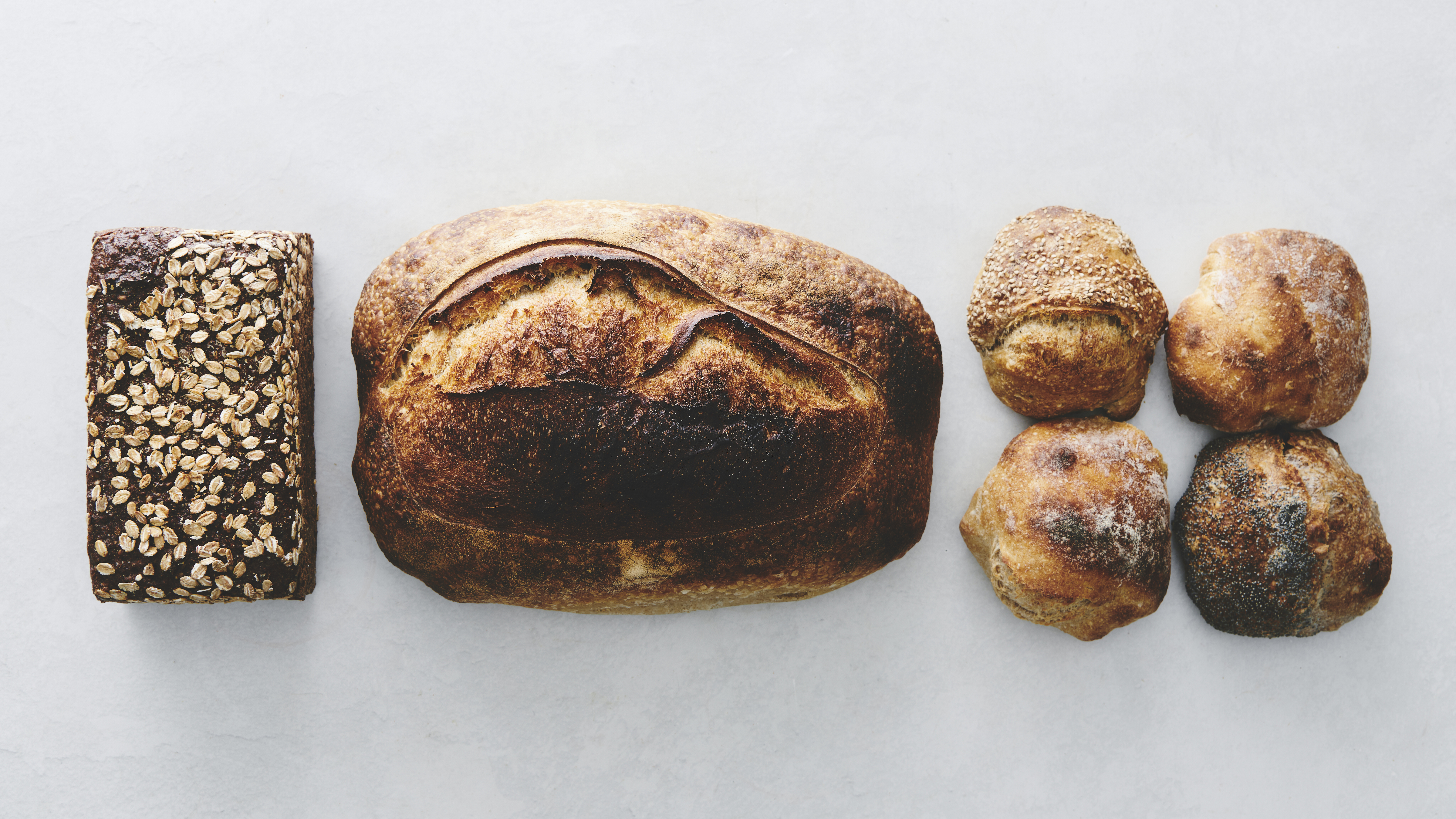 Rugbrød og surdejsbrød fra Meyers Bageri